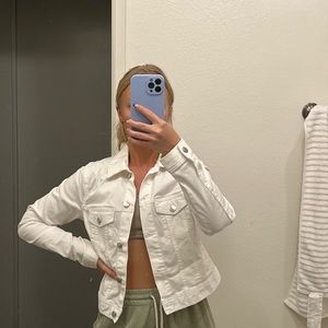 White H&M jeans jacket, never been worn. Size S.